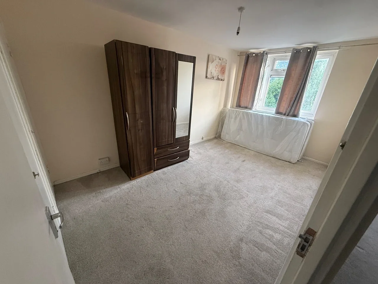 House Manford Way in Greater London