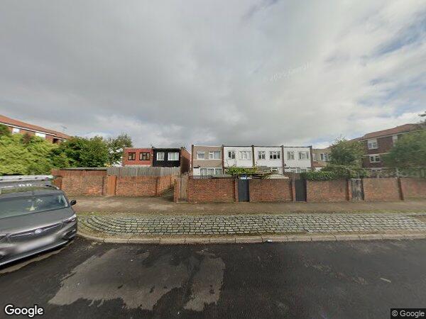 House Manford Way in Greater London