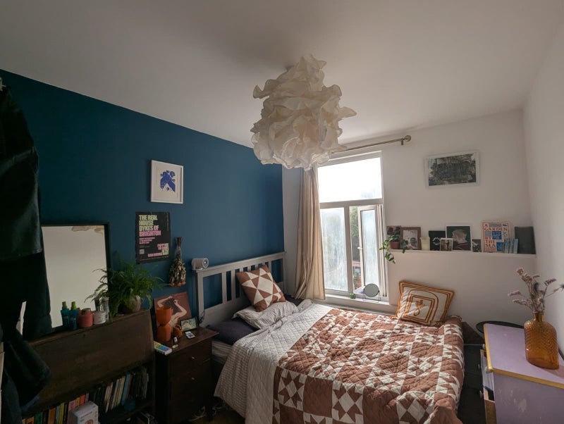 Room Grosvenor Road in Greater London