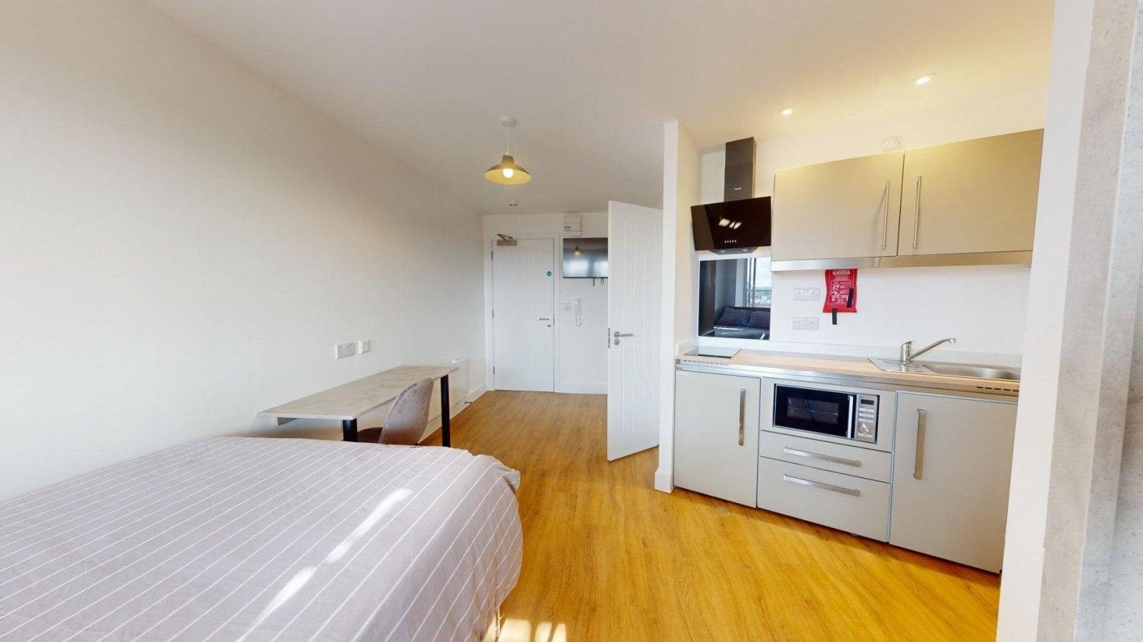 Room Lemyngton Street in Charnwood