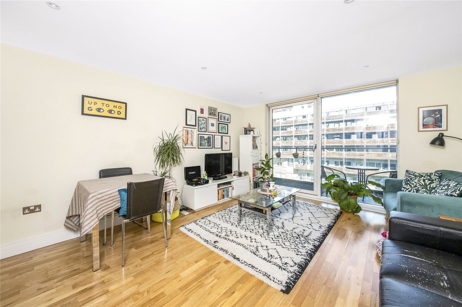 Flat Merryweather Place in Greater London