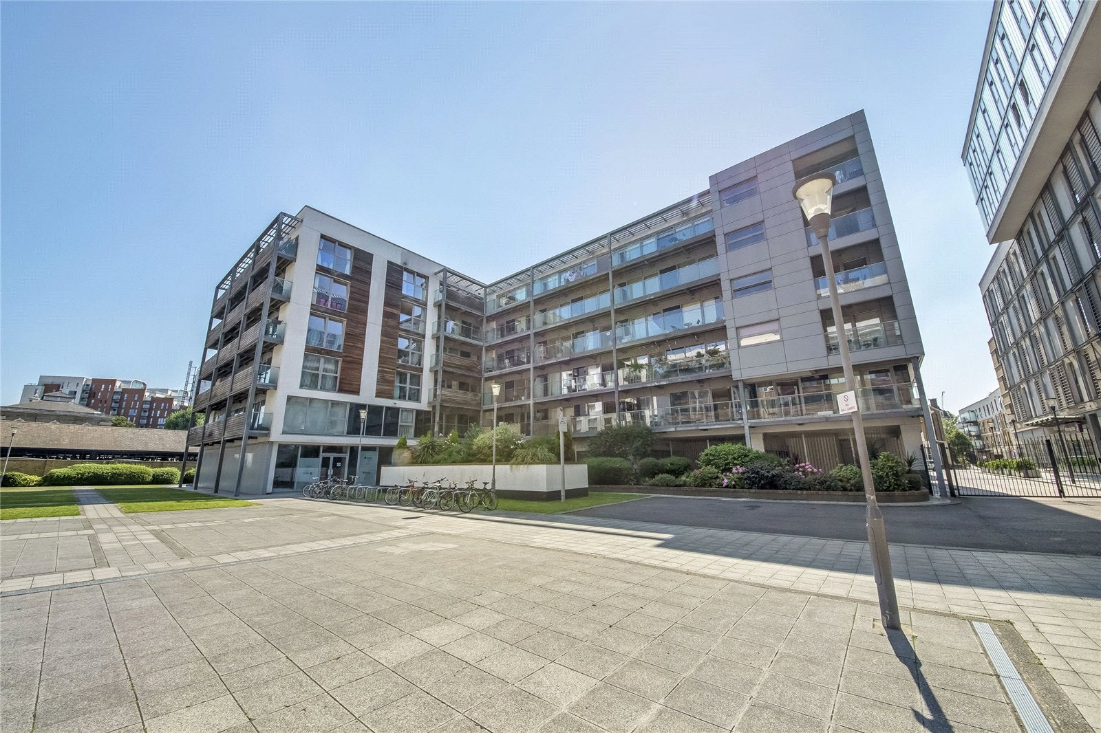 Flat Merryweather Place in Greater London