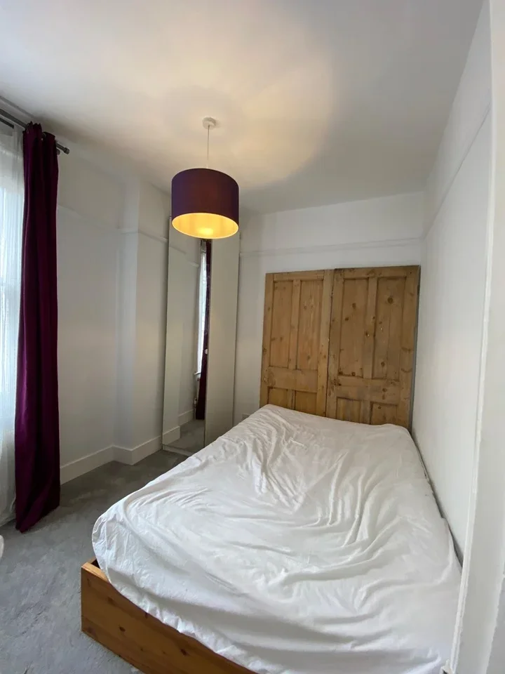 Flat Salvador in Greater London