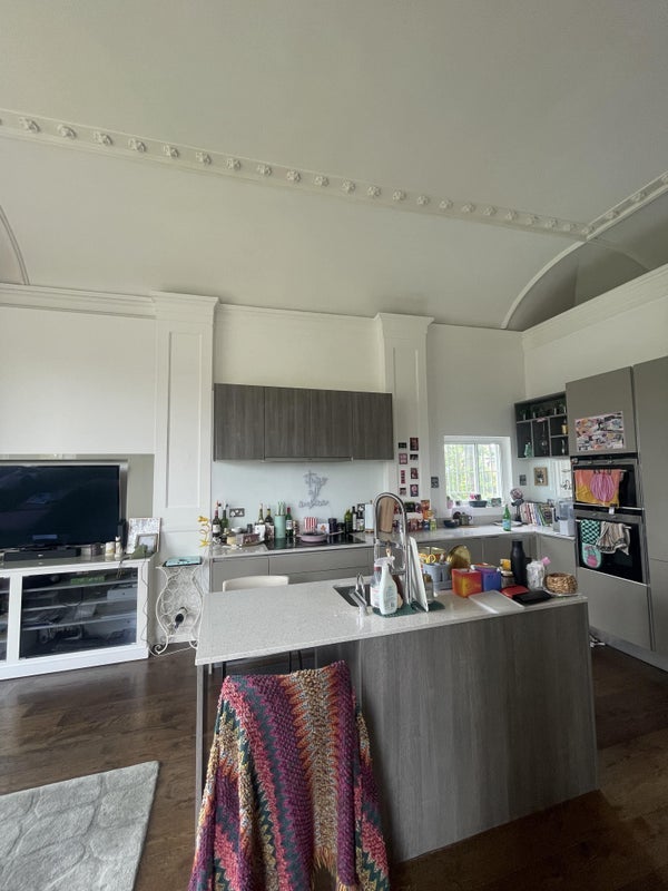 Room Castelnau in Greater London