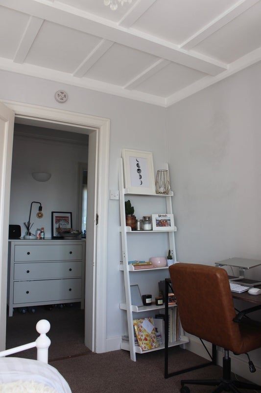 Room Streatham High Road in Greater London