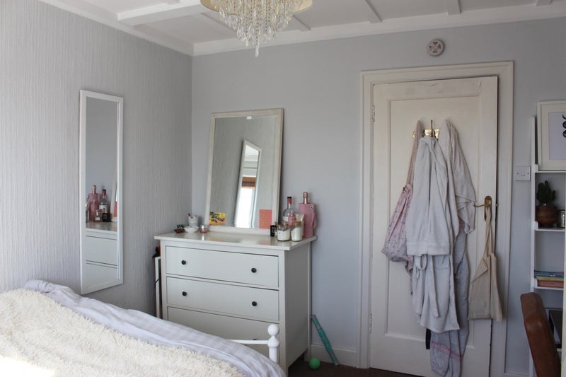Room Streatham High Road in Greater London