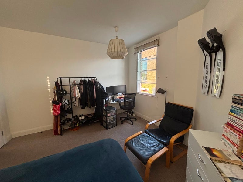 Room Denmark Hill in Greater London