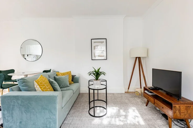 Flat Lidyard Road in Greater London