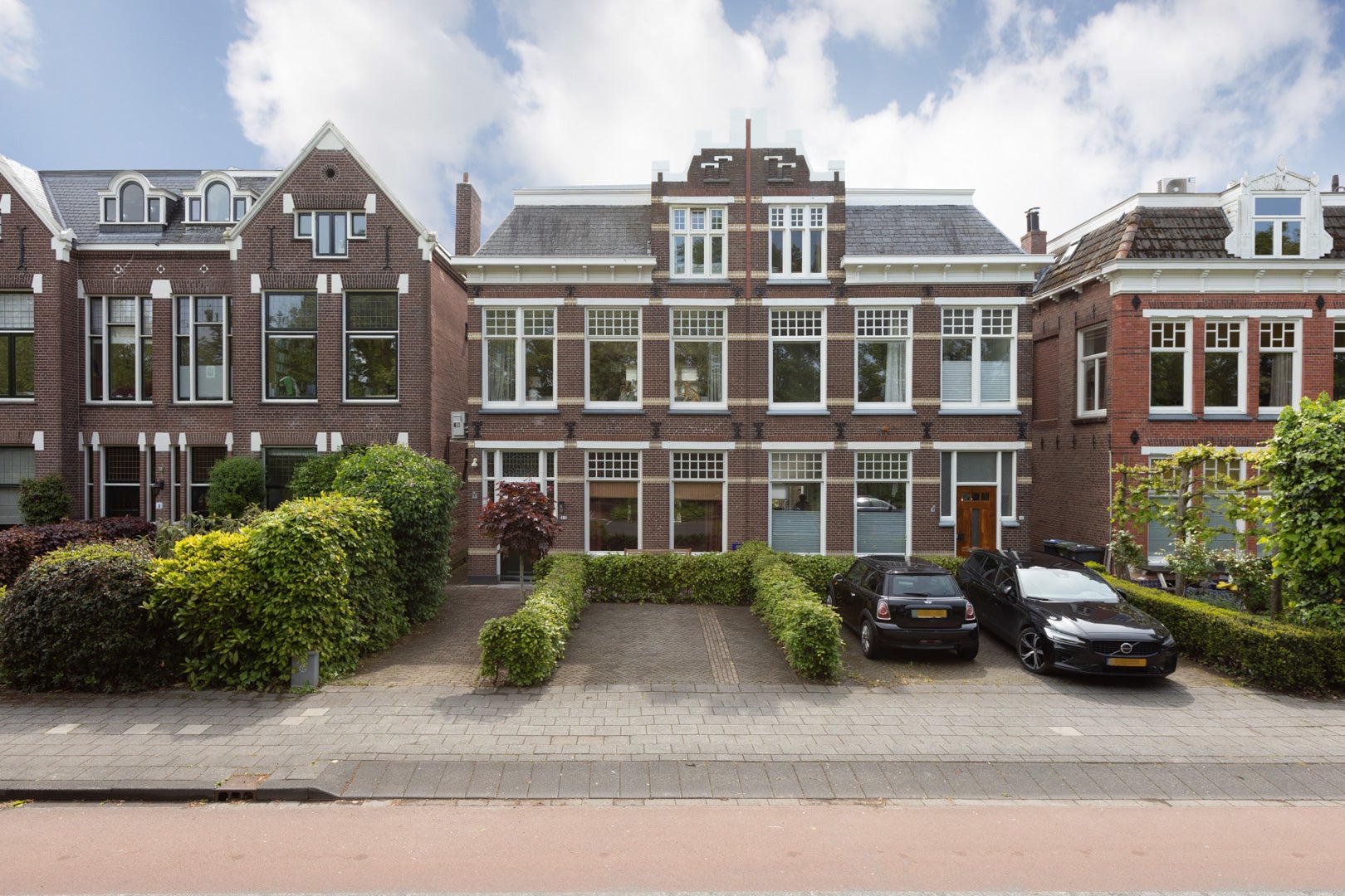 Twee-onder-één-kap te koop: Dr. Boumaweg 11, Sneek