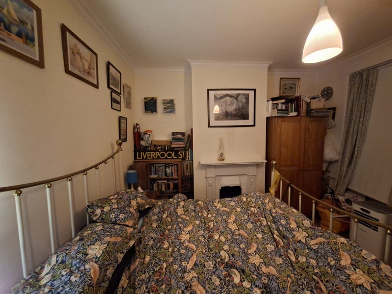 Room Stella Road in Greater London