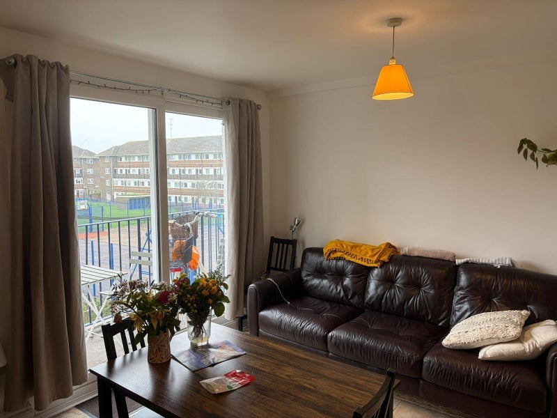 Room Ambrose Street in Greater London