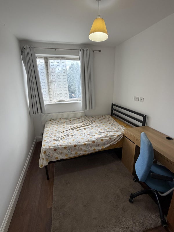 Room Ambrose Street in Greater London