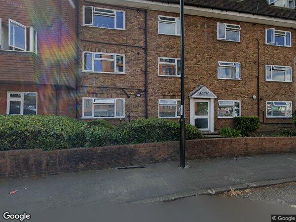 Flat Beverley Way in Greater London