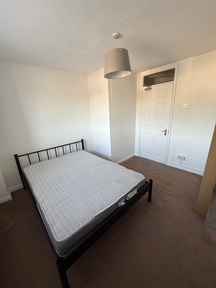 Room Beverley Way in Greater London