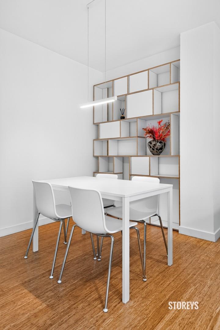 Flat Teesdale Street in Greater London