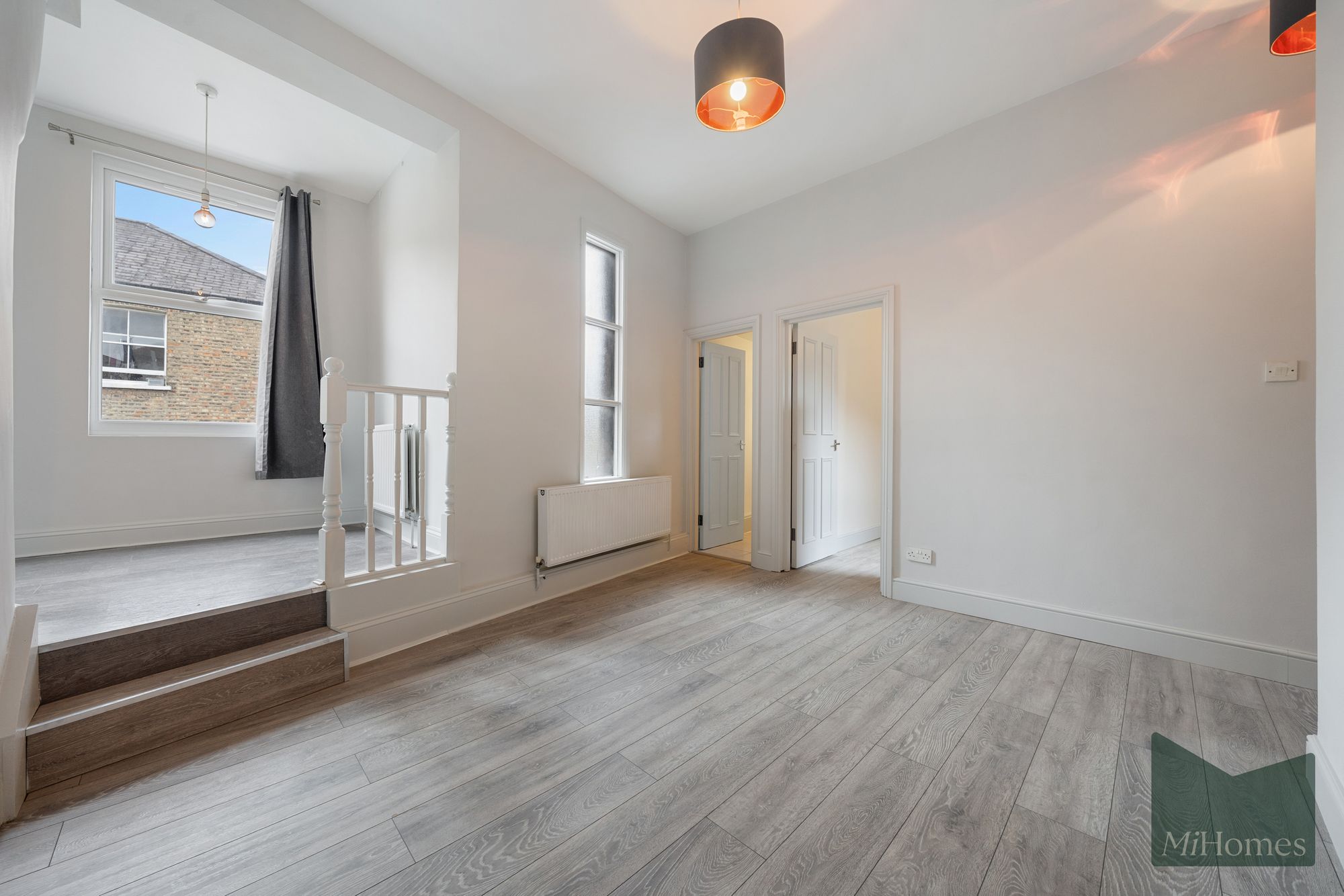 Flat Stroud Green Road in Greater London