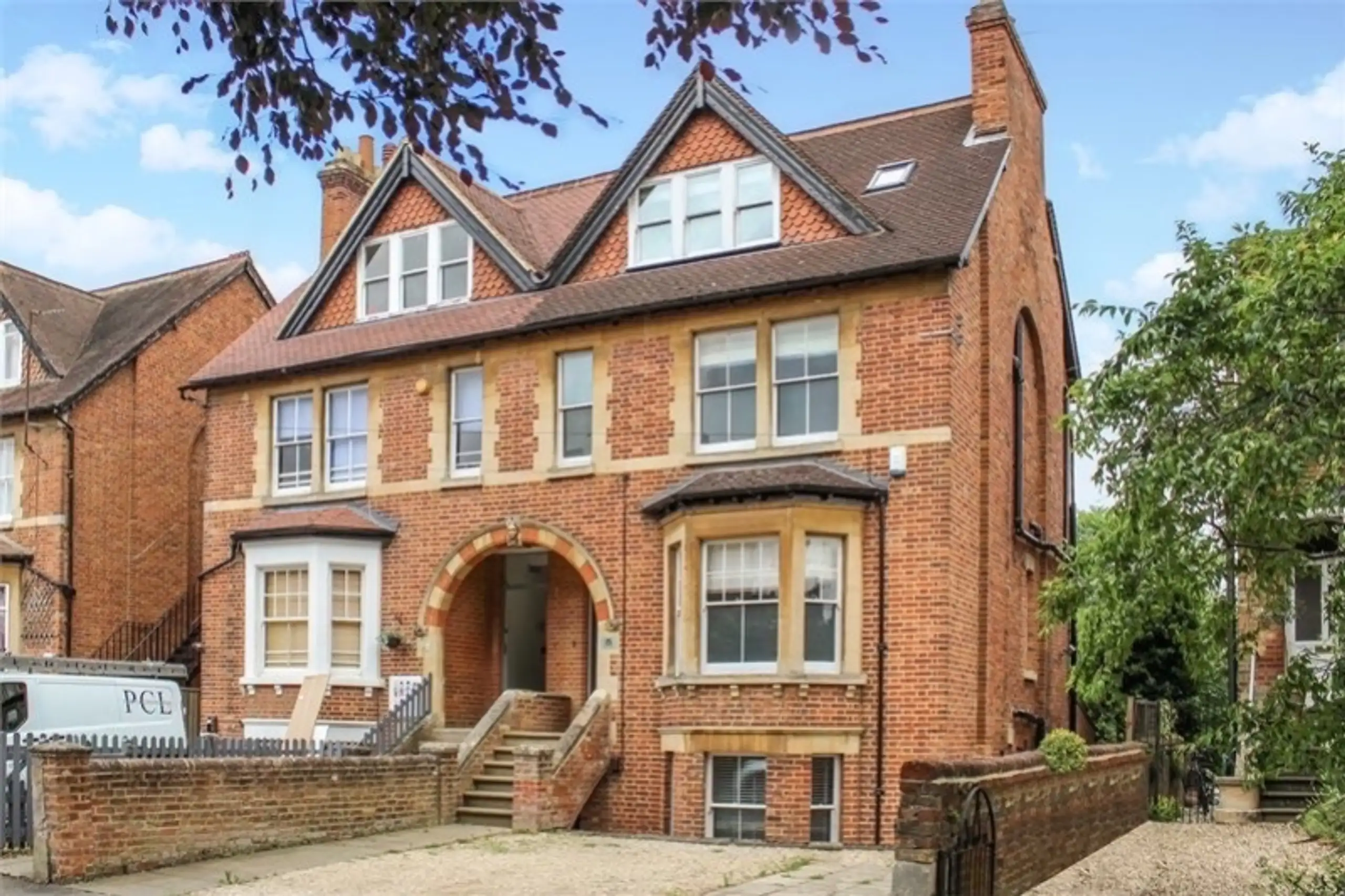 House Stanley Road in Oxford