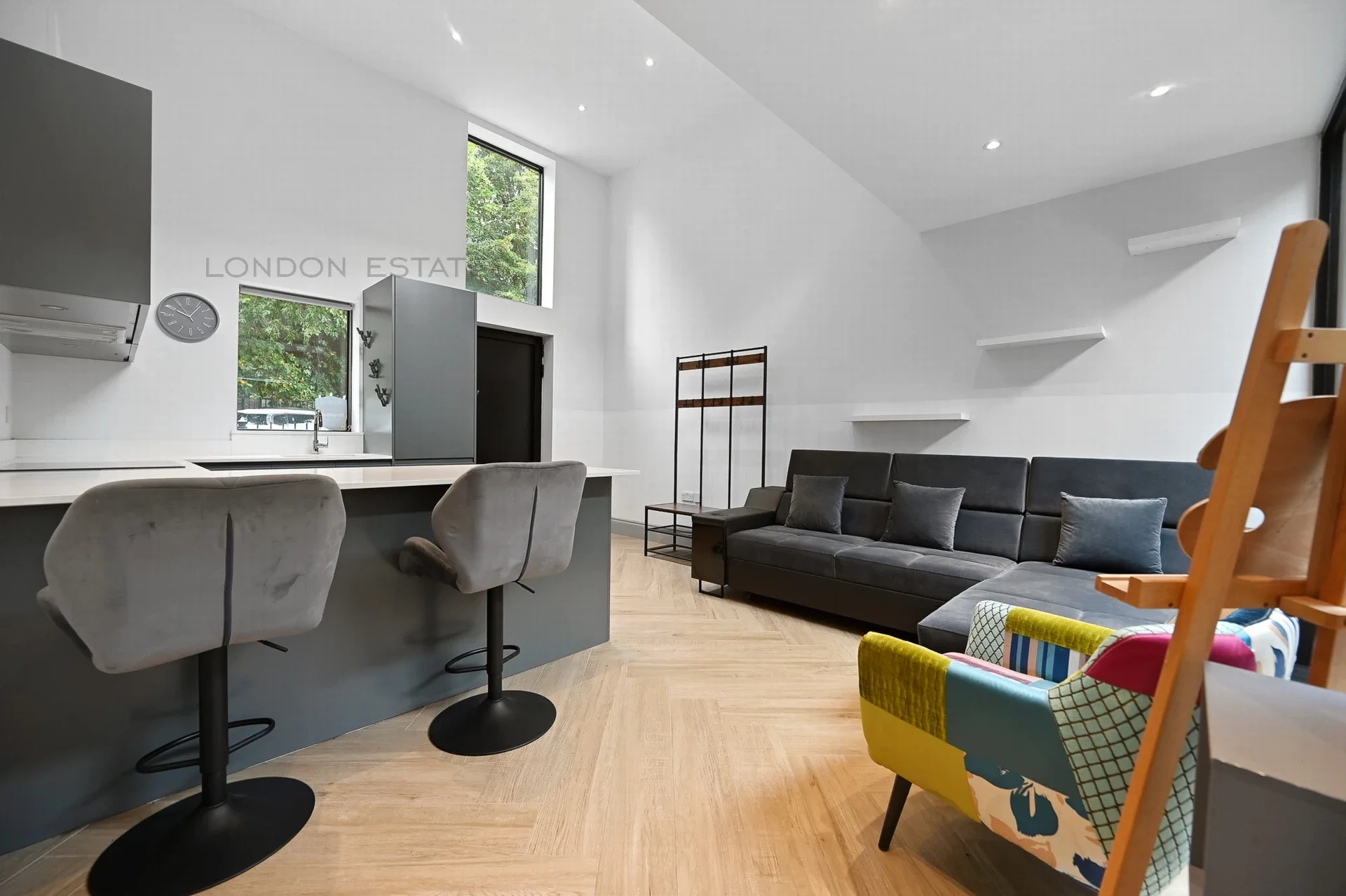 Flat Aspenlea Road in Greater London