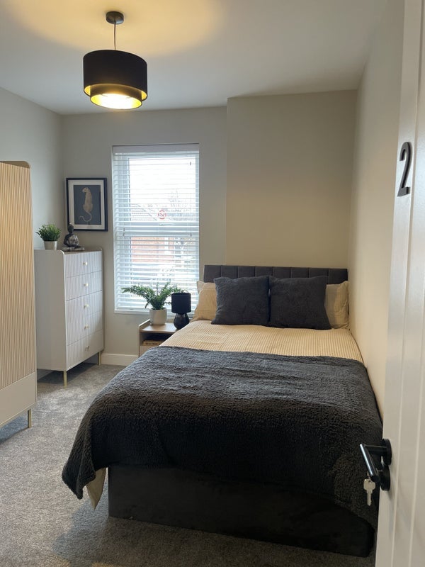 Room Reginald Road in Maidstone