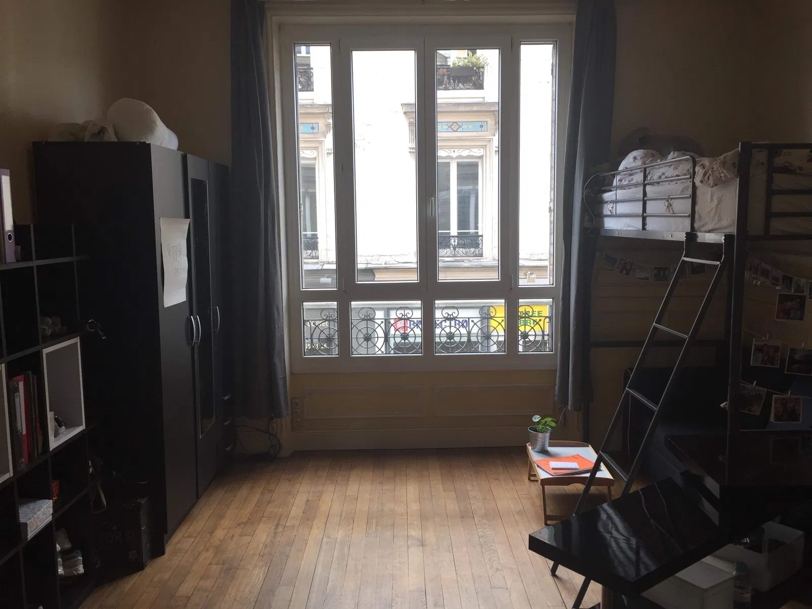 Room Rue James de Rothschild in Compiègne
