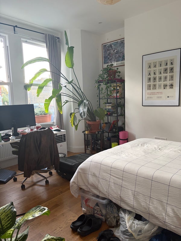 Room Brockley Way in Greater London