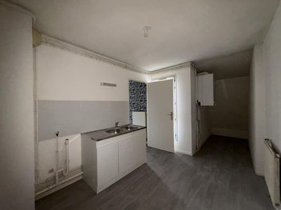 Flat Place Gaston Defferre in Charleville-Mézières