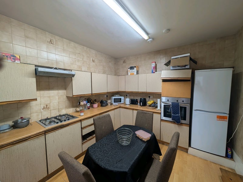 Room East Park in Crawley