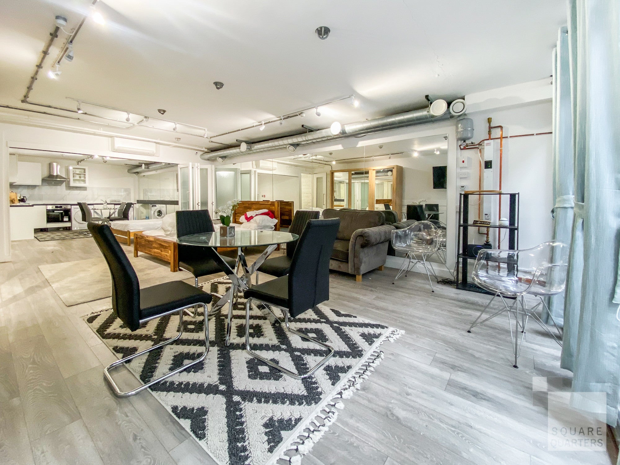 Flat Pulteney Terrace in Greater London