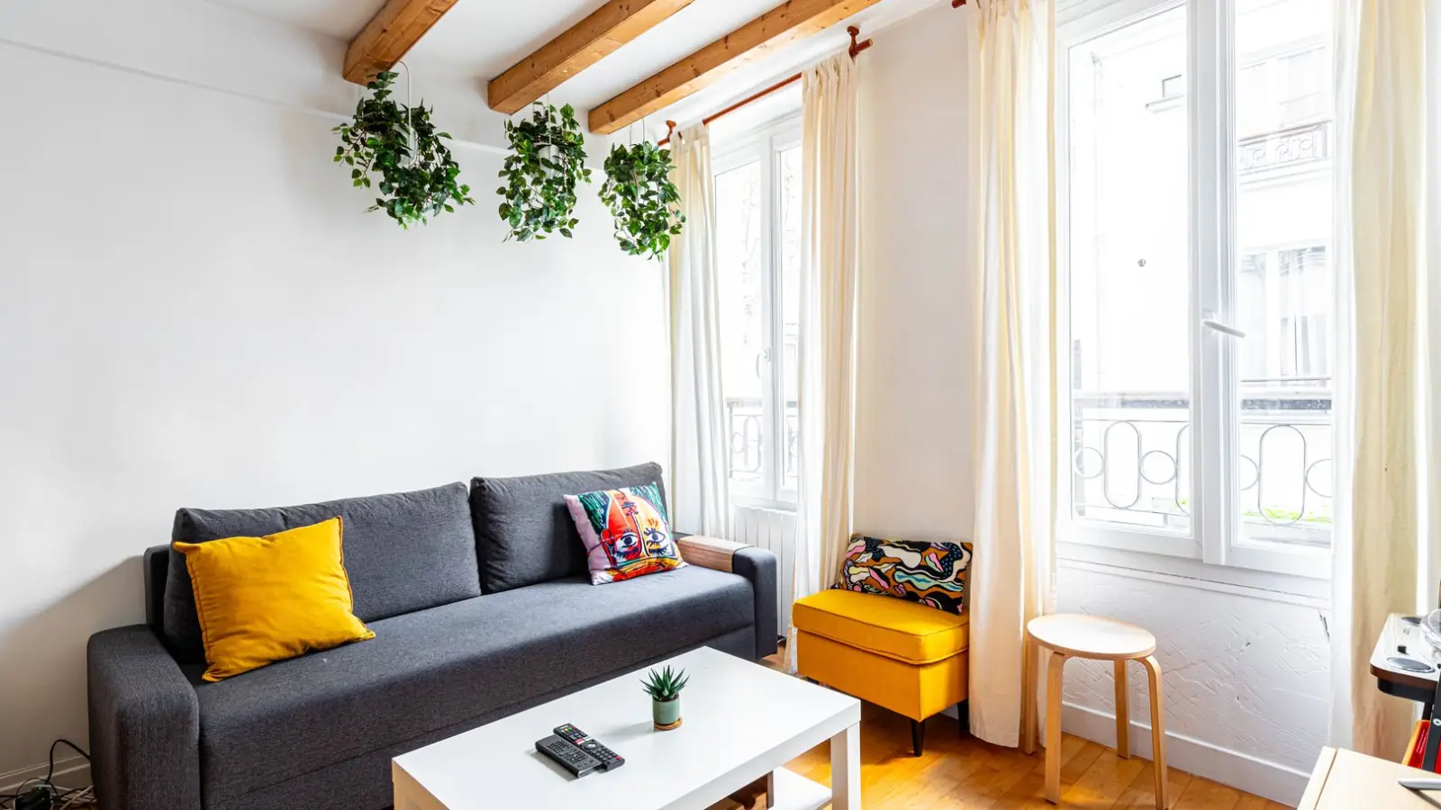 Flat Allée Pierre Lazareff in Paris