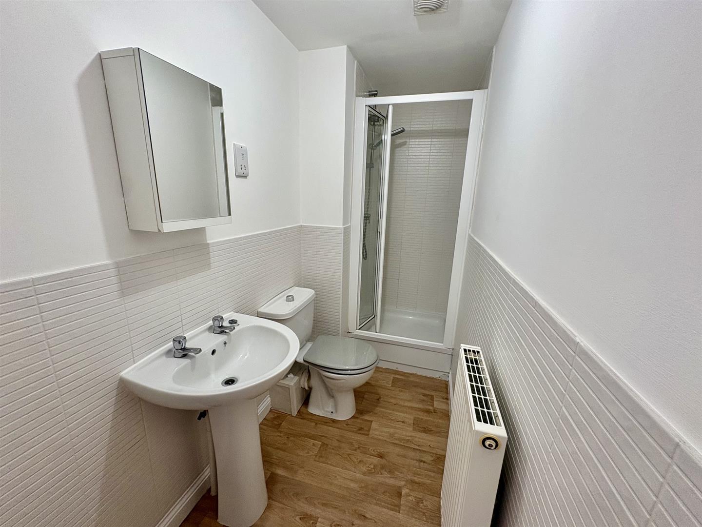 Flat Felthambrook Way in London