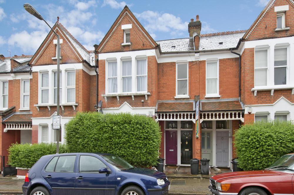 Flat Lynn Road in Greater London