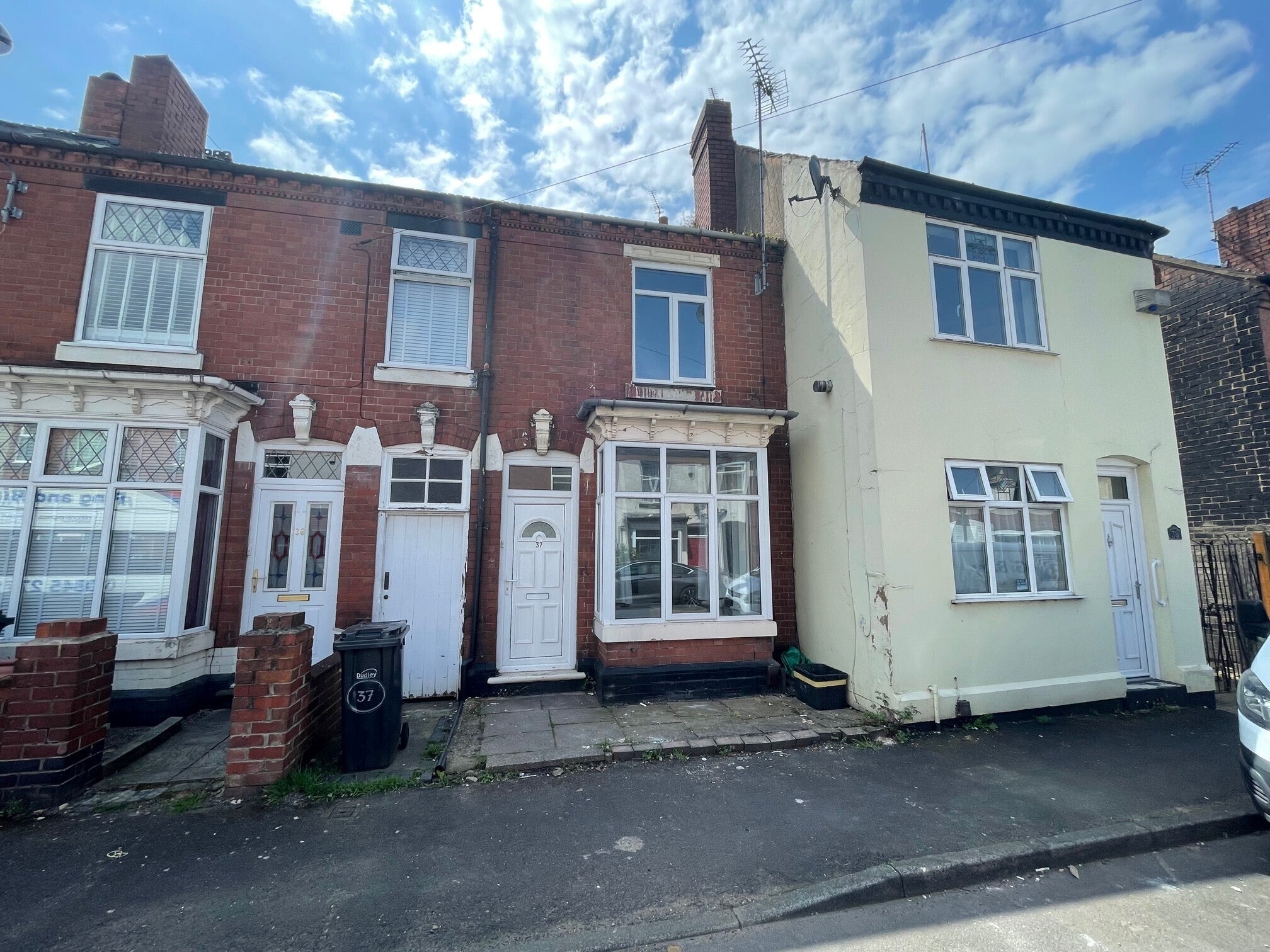 Flat Green Lane in Halesowen