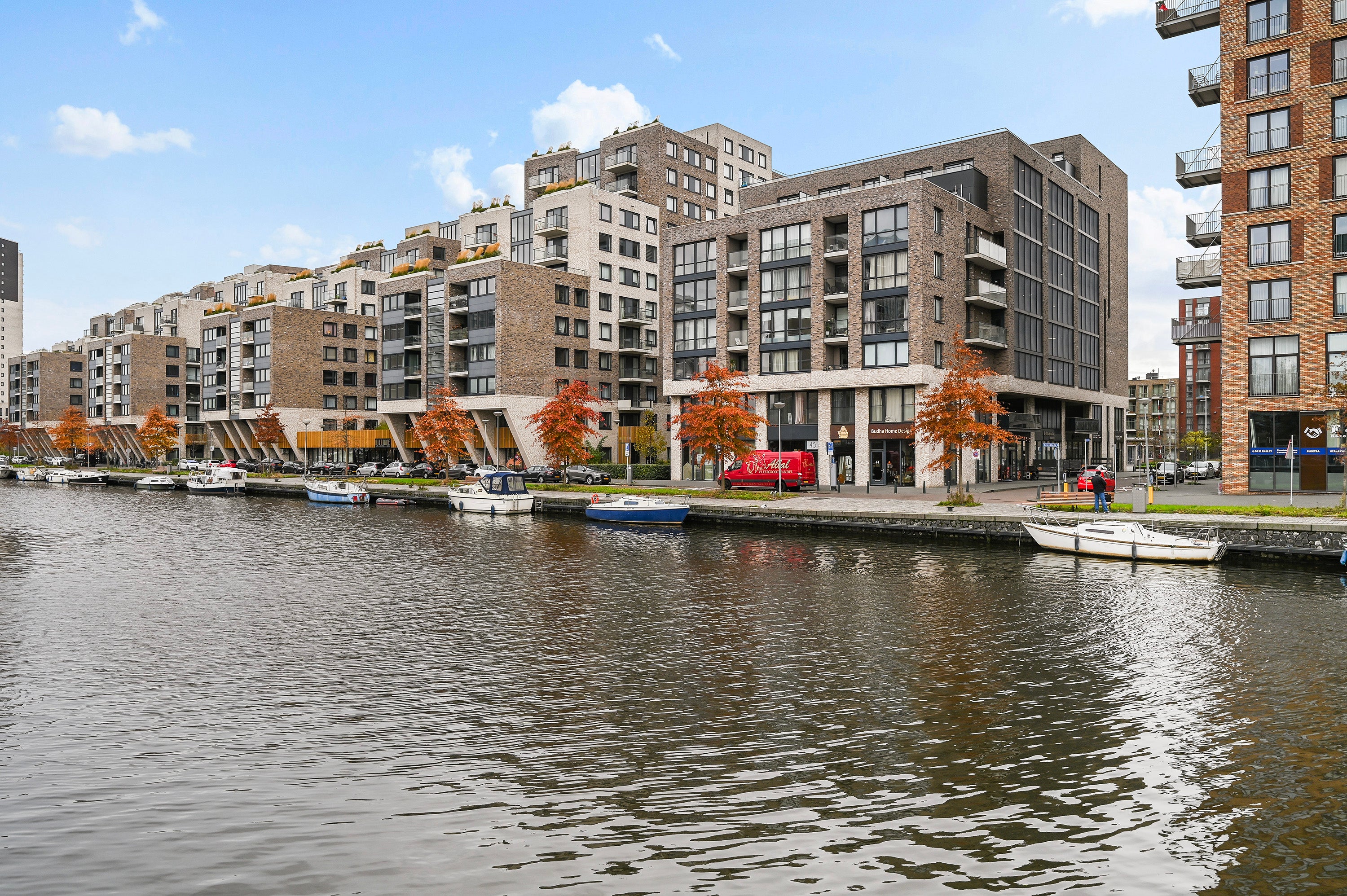 1e Lulofsdwarsstraat 6 V in Den Haag