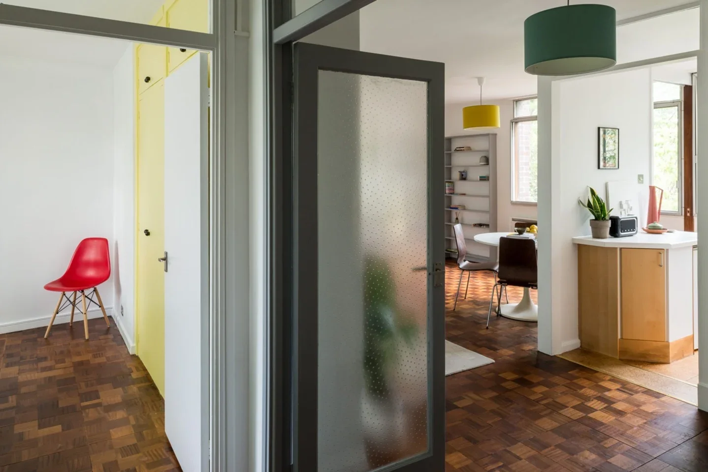 Flat Haverstock Hill in Greater London
