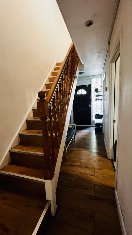 Room Cheval Street in Greater London