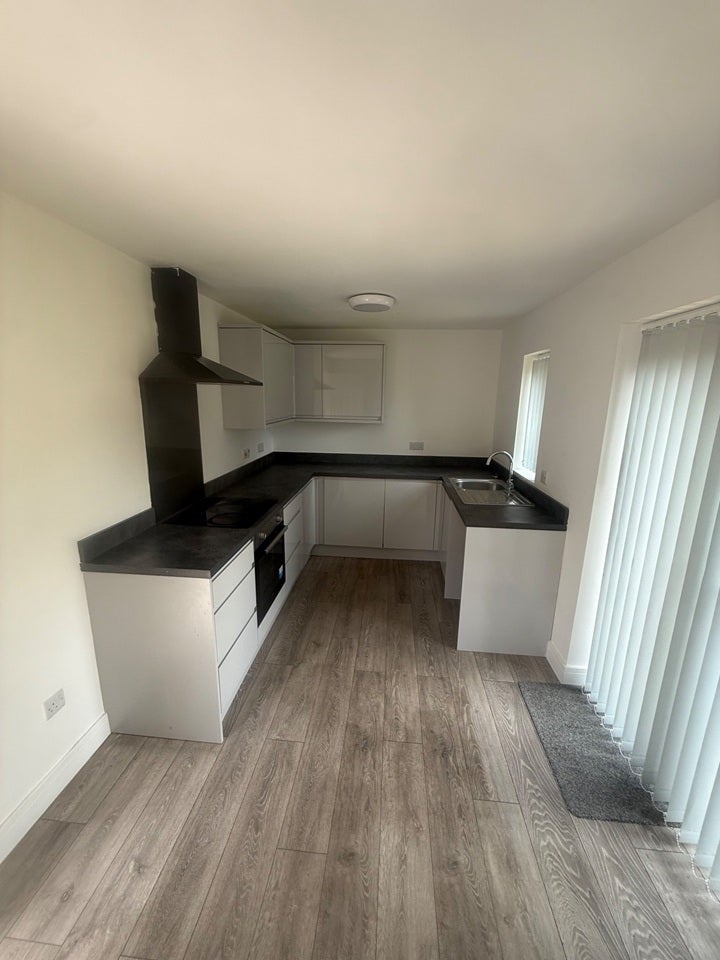 House Springwell Gardens in Doncaster