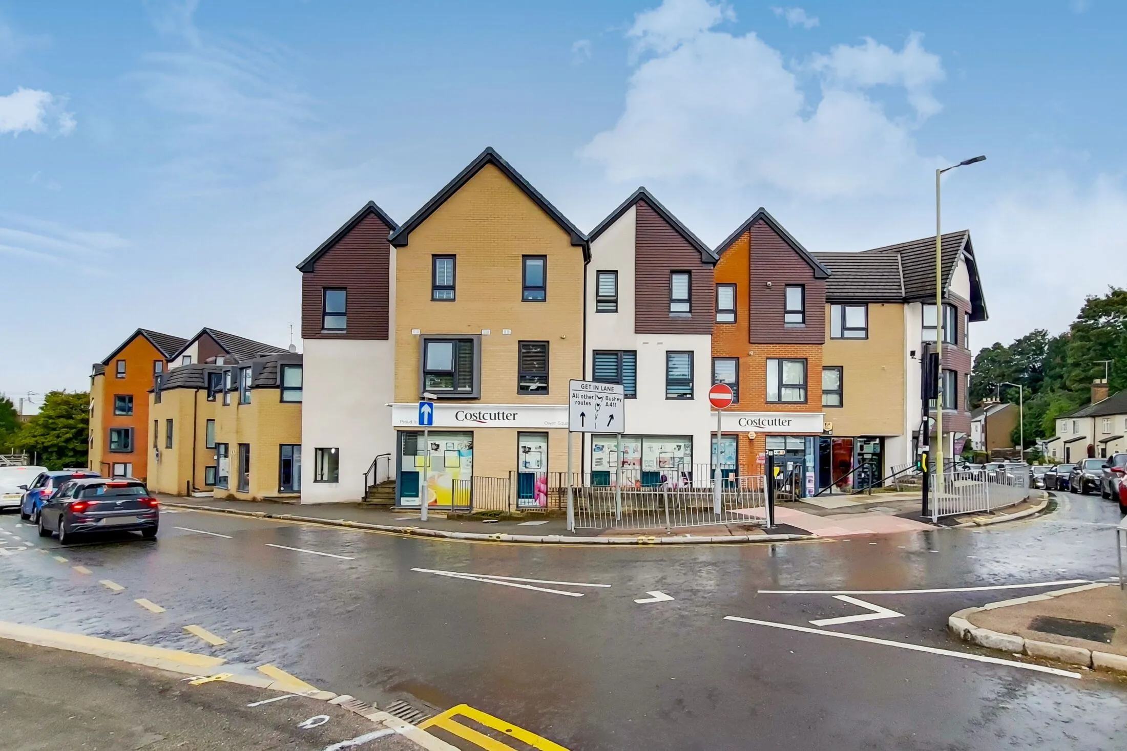 Flat Aldenham Road in Watford