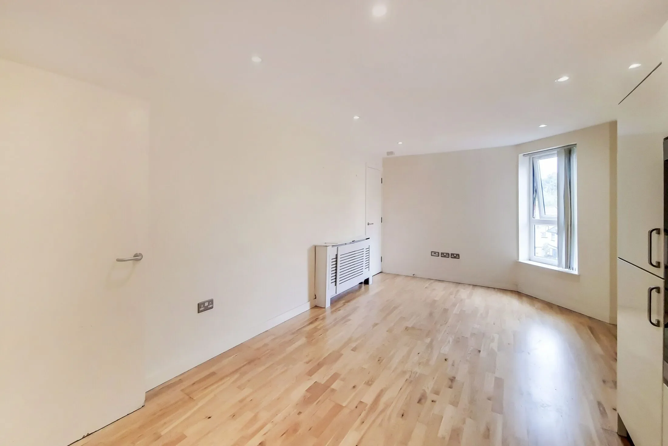Flat Aldenham Road in Watford