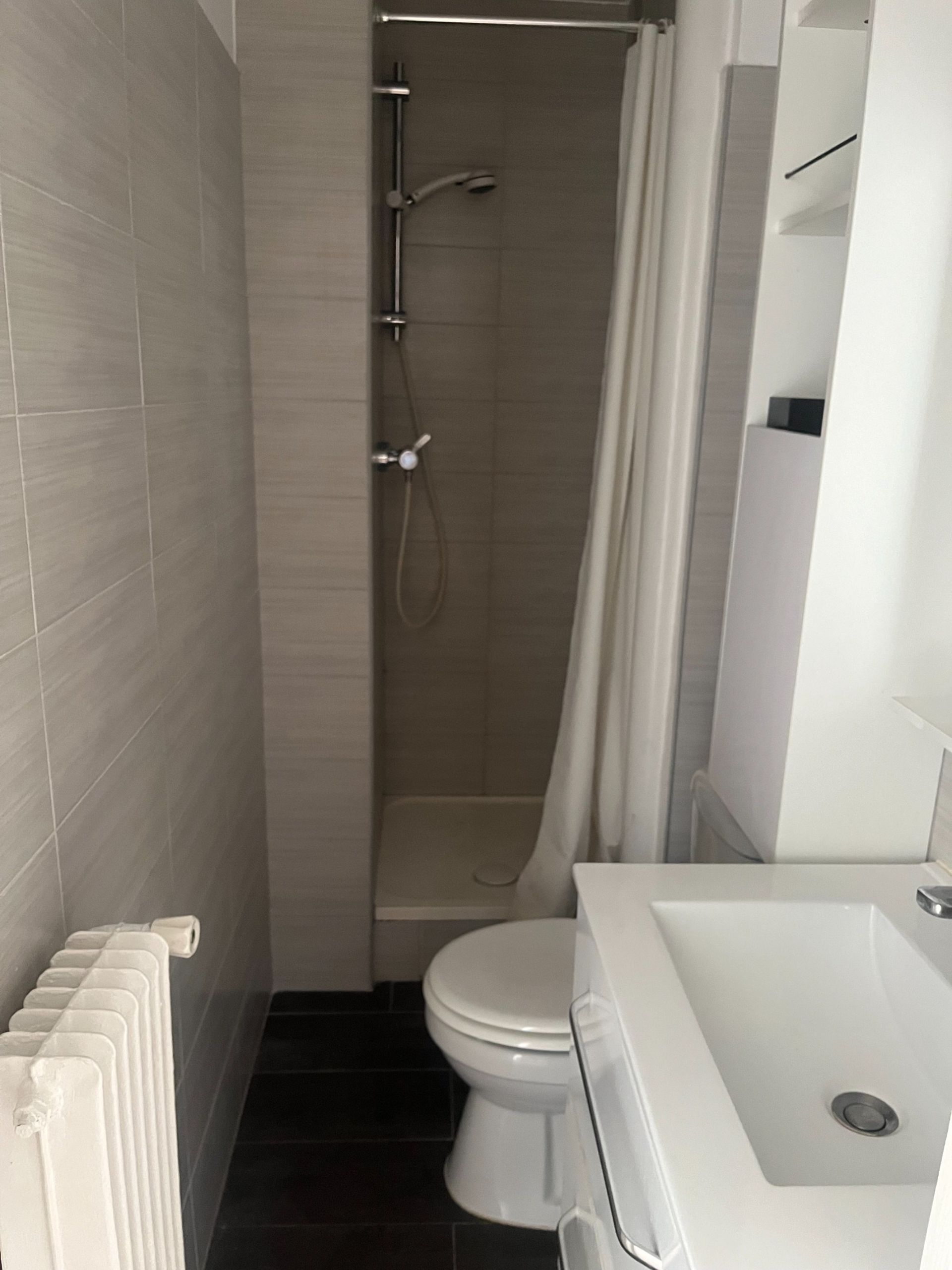 Chambre Rue Ybry à Neuilly-sur-Seine