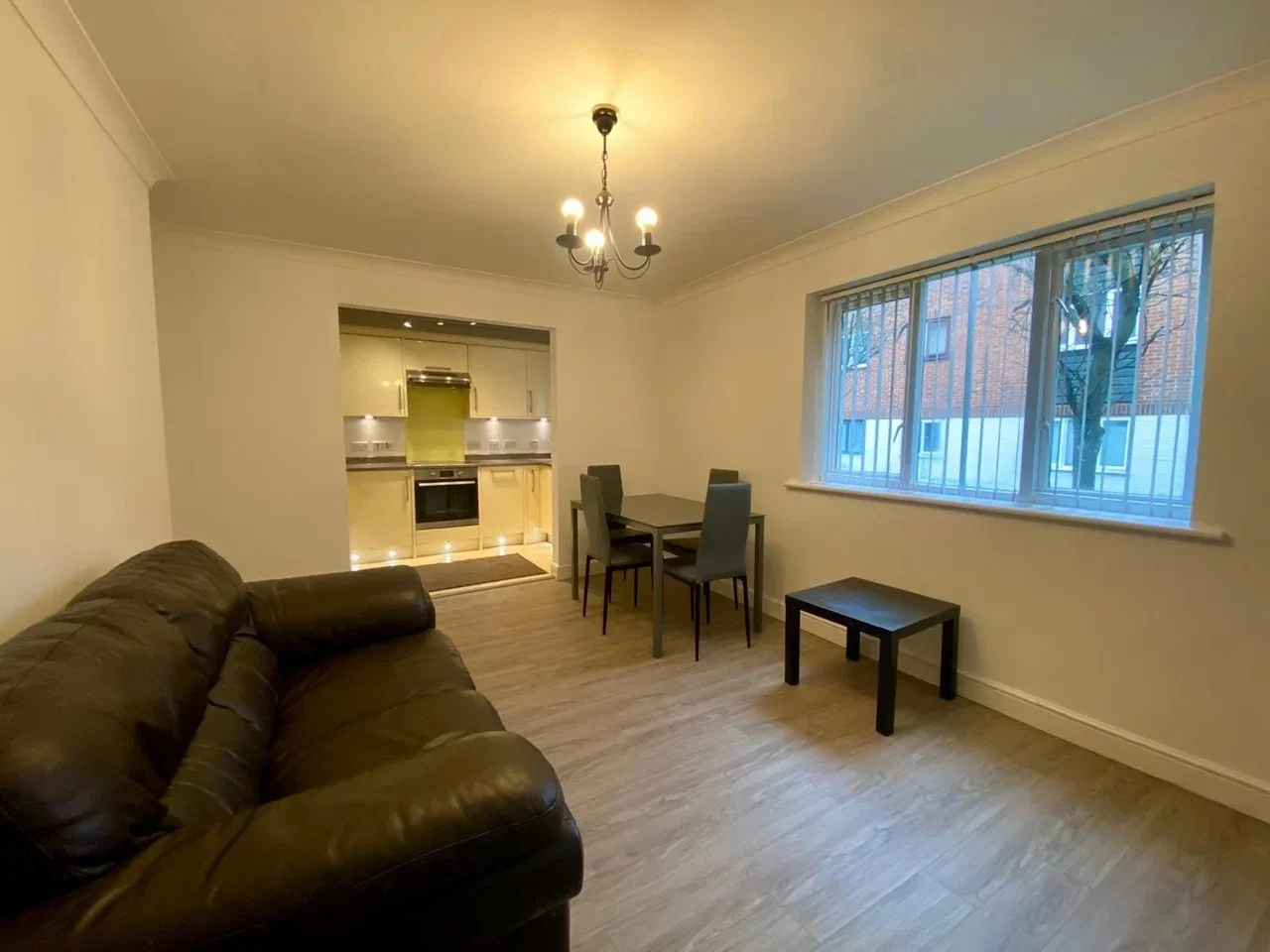 Flat Birchend Close in Greater London