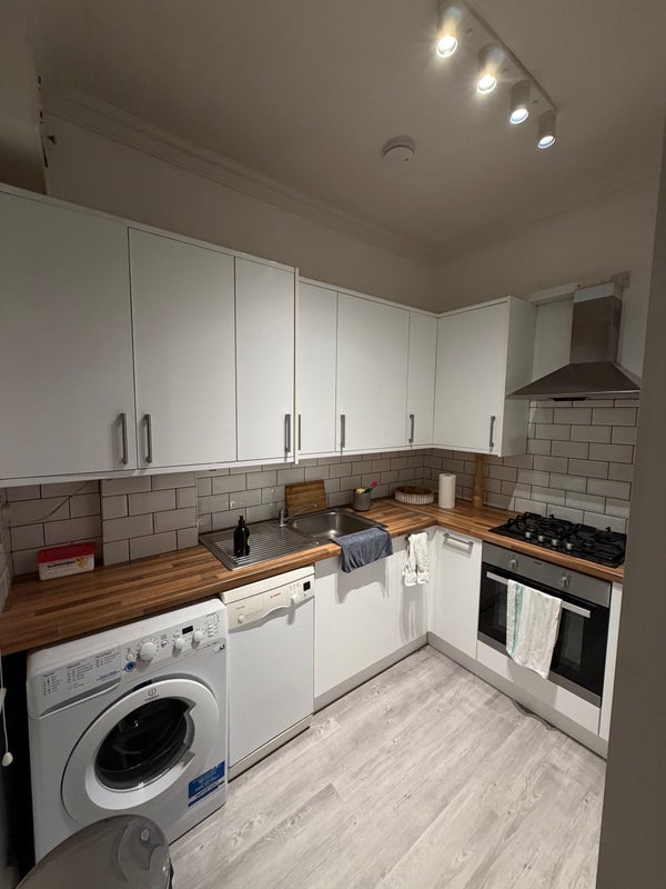 Room Elsham Road in Greater London