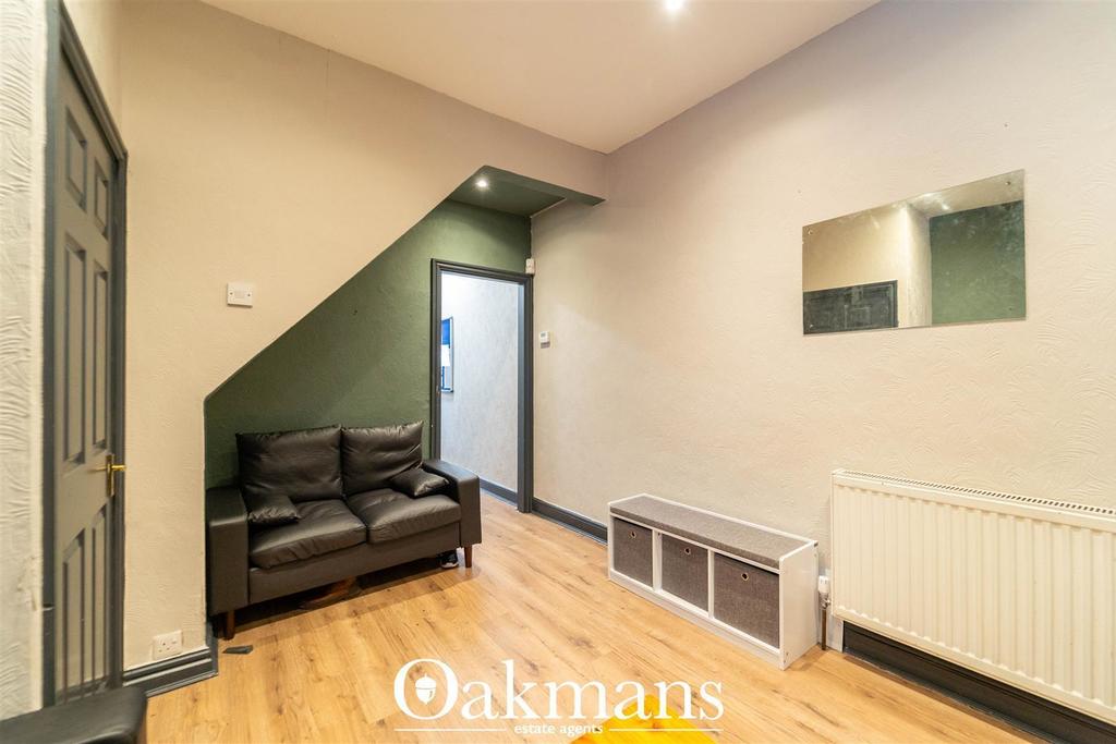 Flat Teignmouth Road in Birmingham