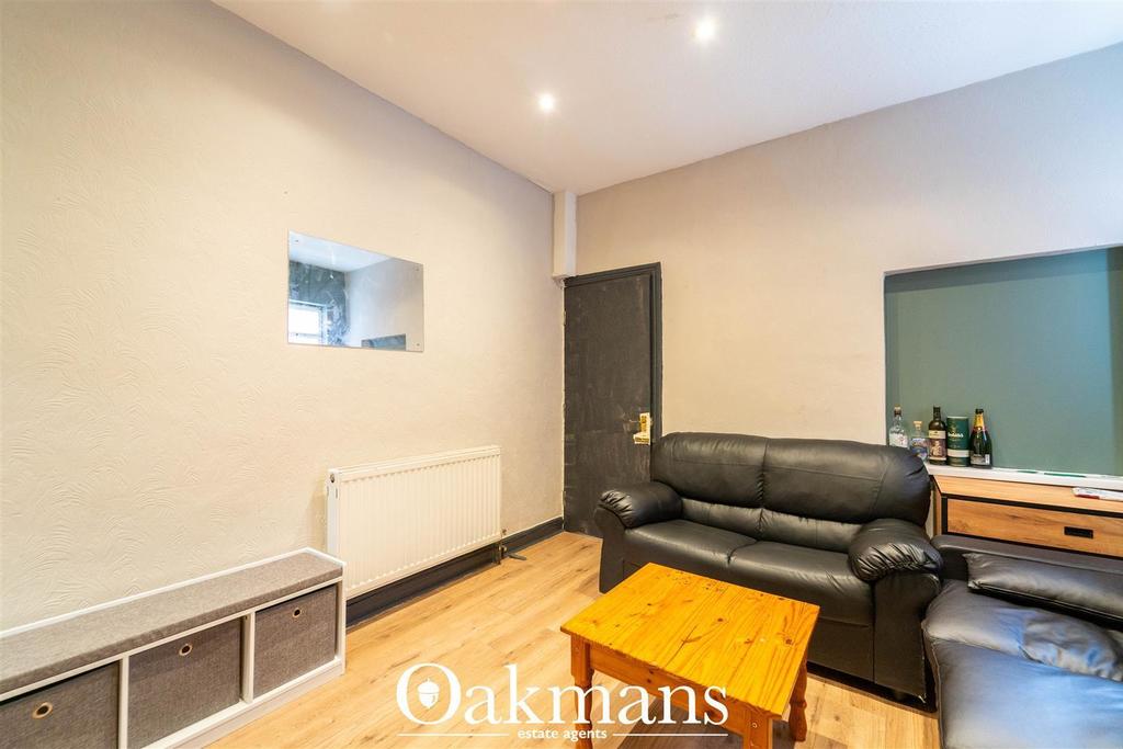 Flat Teignmouth Road in Birmingham