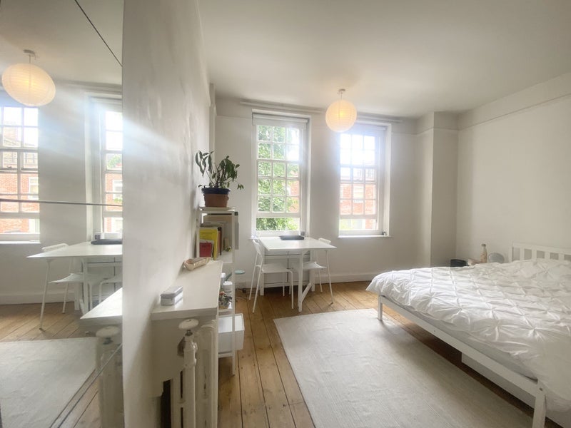 Flat Beaumont Street in City of Westminster