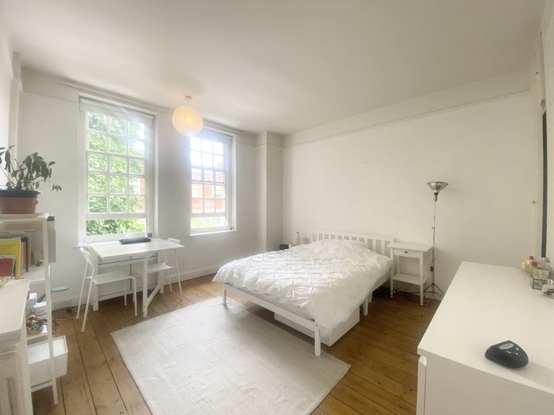 Flat Beaumont Street in City of Westminster