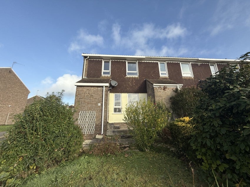 House Bickland Hill in Falmouth