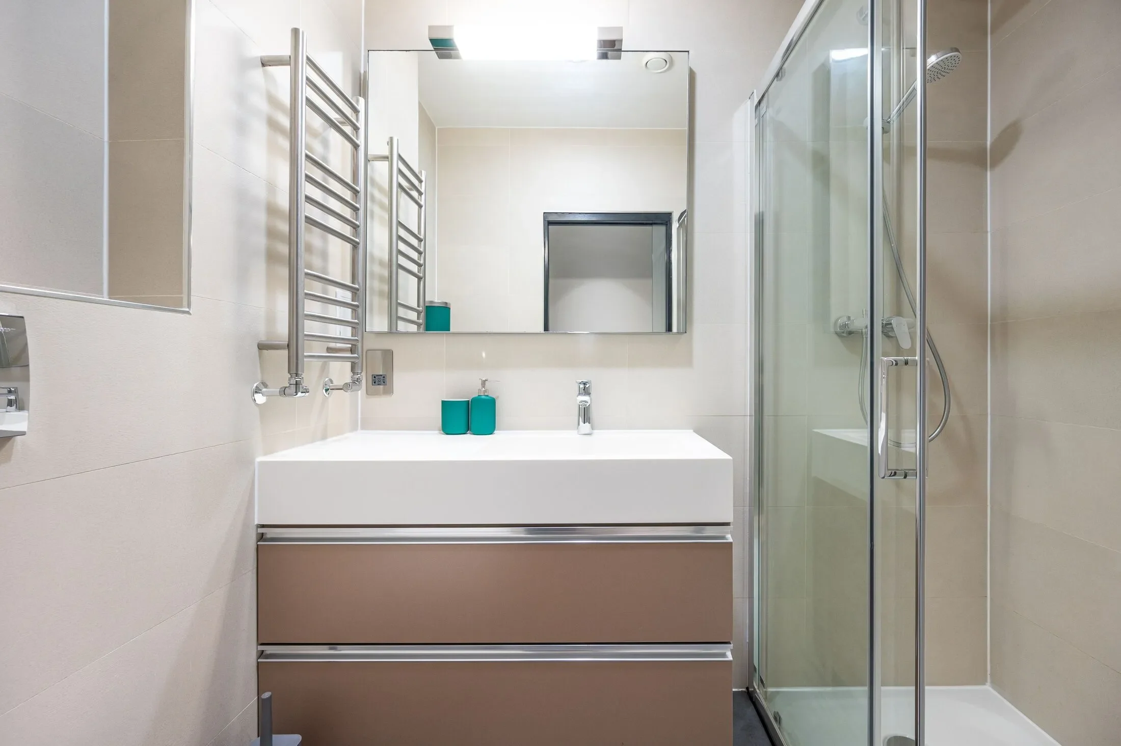 Flat Lodge Road in Greater London