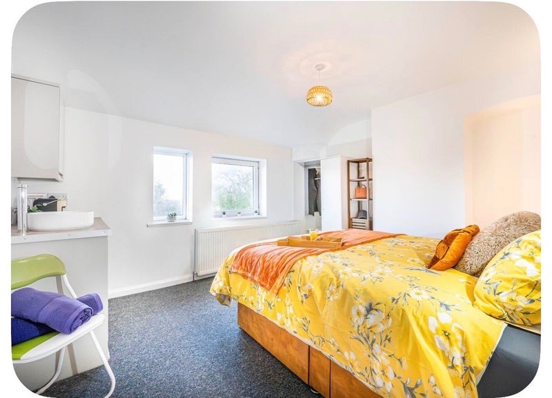Room Filton Road in Bristol