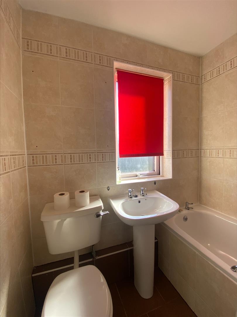 Flat Kylemore Crescent in Motherwell