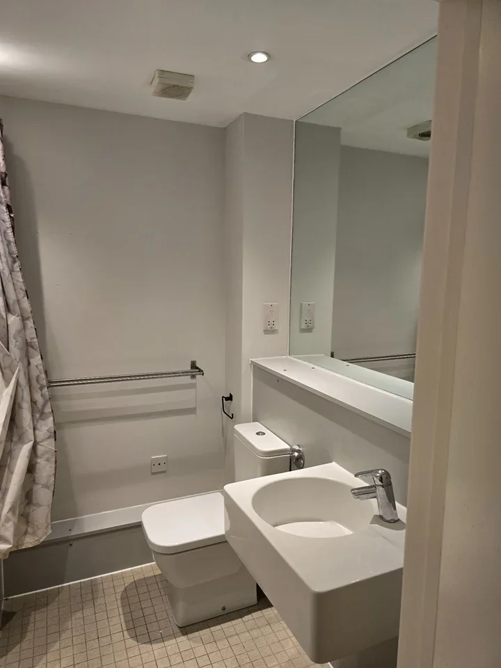 Flat Woolwich Manor Way in Greater London